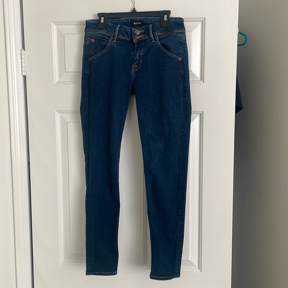 Nice women’s Hudson jeans size 28 still in good condition - Picture 1 of 5